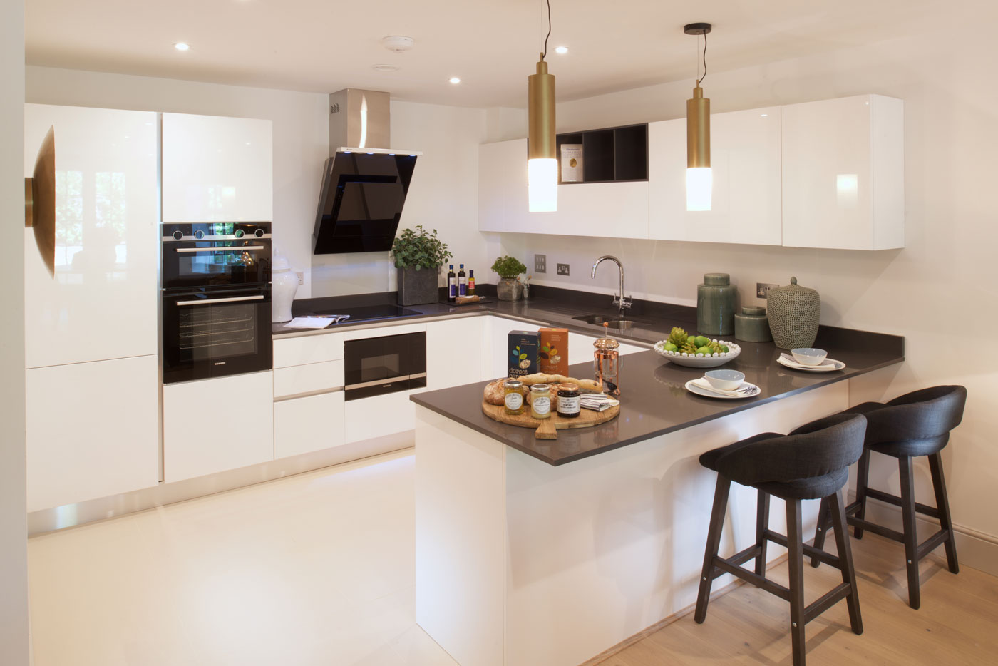 Ridgewood Lifestyle Imagery