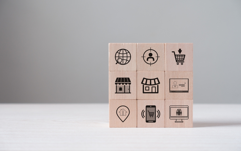 Reach,Customers,Through,Multiple,Touchpoints.,Omnichannel,Marketing,Concept.,Seamless,Integration